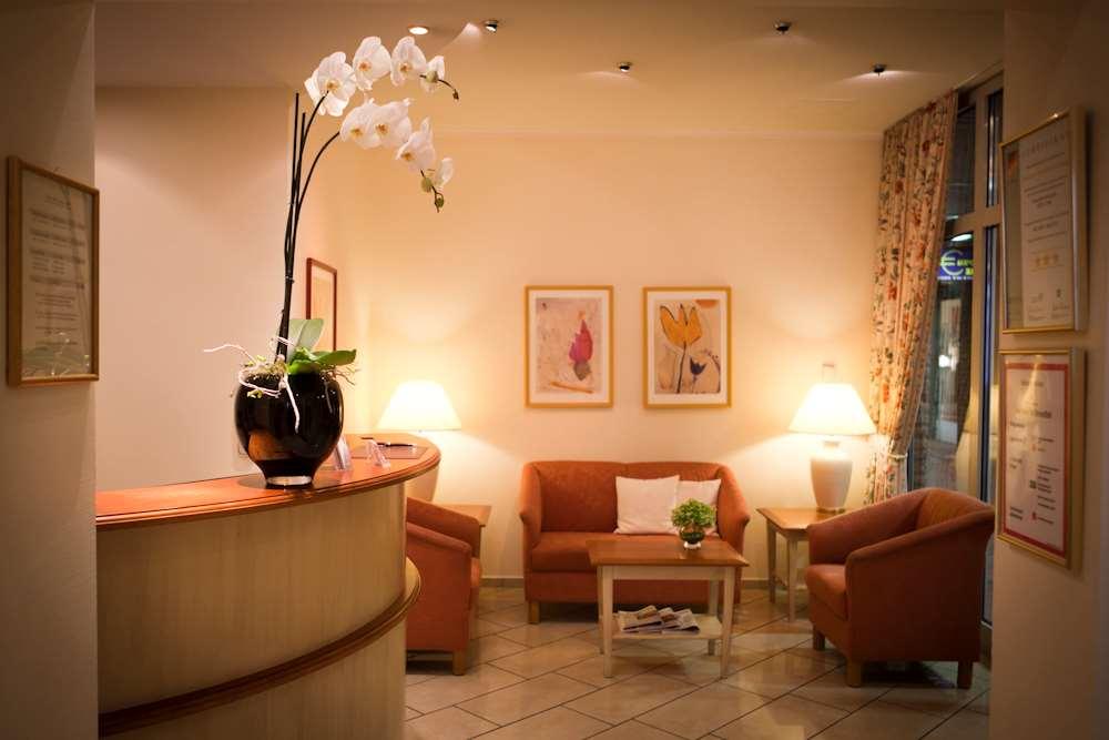 Hotel Borchers Celle Interior photo